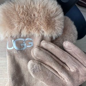 UGG gloves